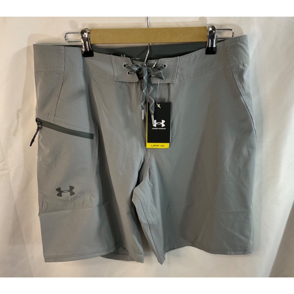 NWT Men's UA Storm Tide Chaser Boardshorts   Size: 34